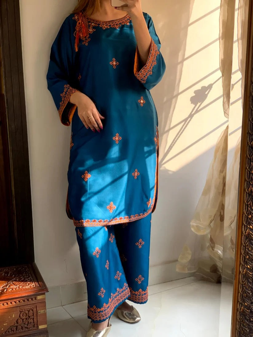 Fancy linen Embroidery With Mirror Work